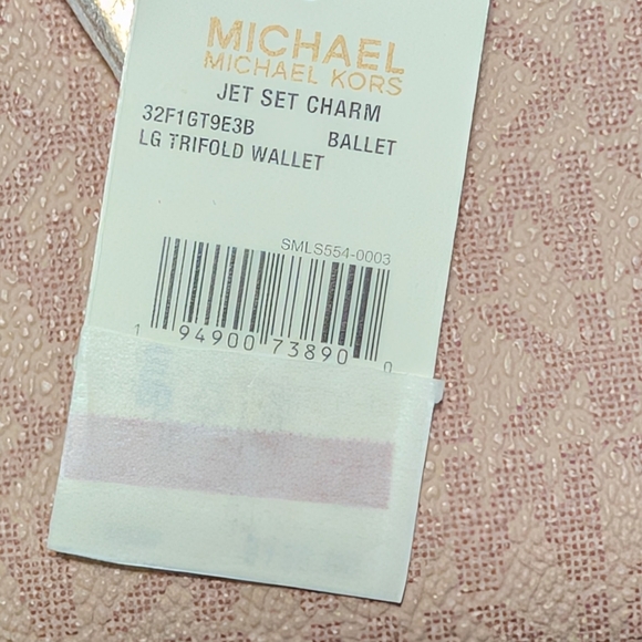 NWT Michael Kors Large Logo and Leather Tri-Fold Wallet Ballet - Picture 5 of 5